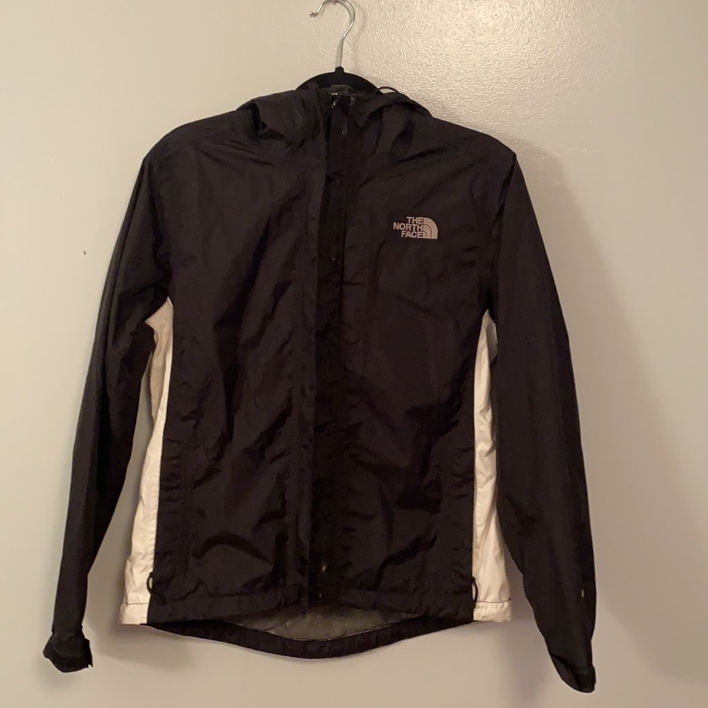 TNF hyvent women’s small jacket